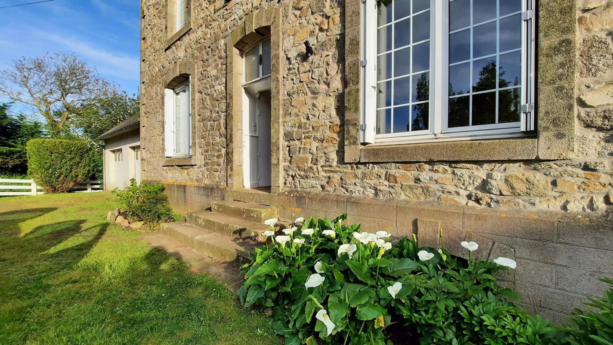 Jolie Maison De Campagne A 2Km De La Mer Plomodiern Buitenkant foto