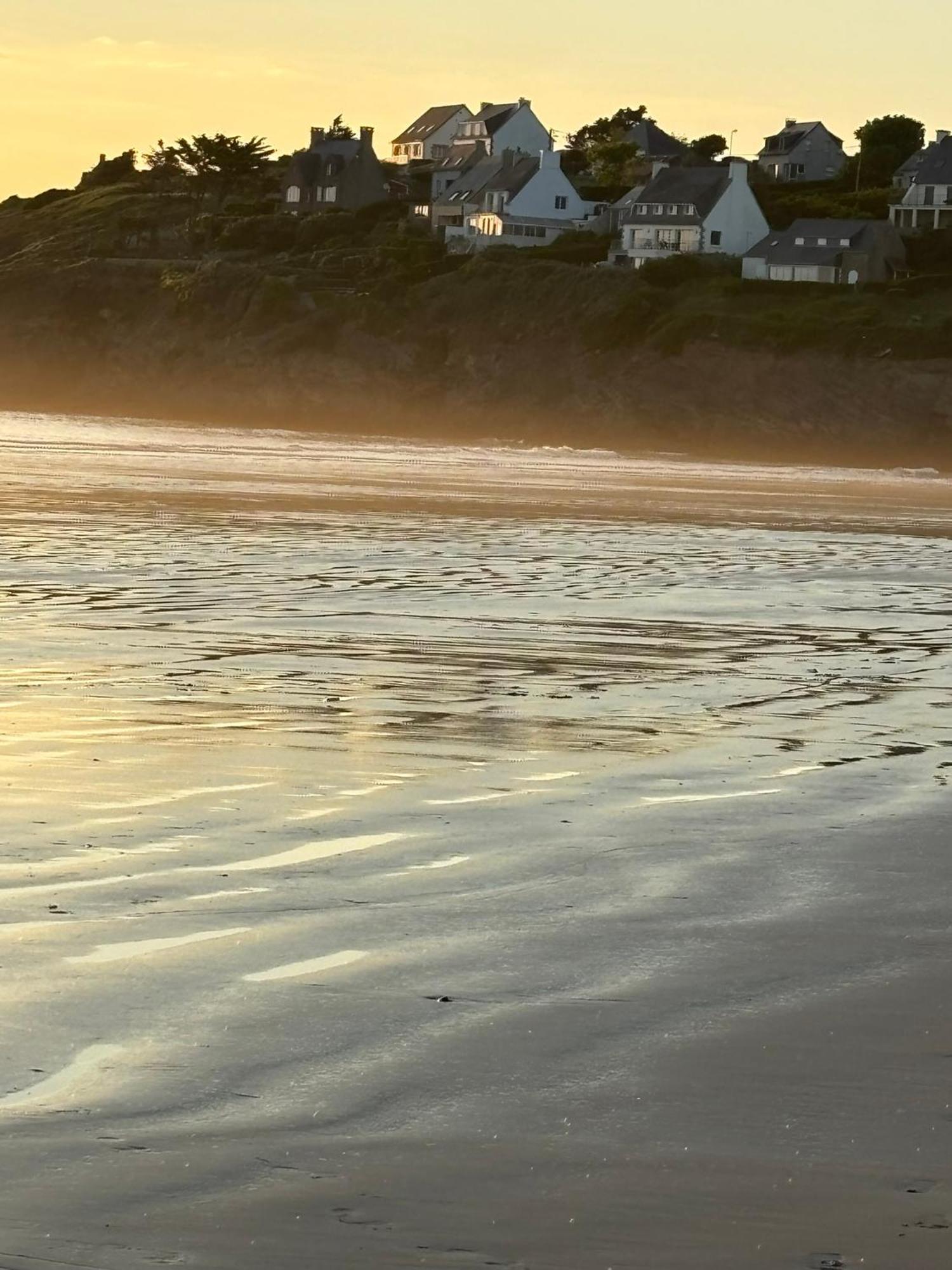 Jolie Maison De Campagne A 2Km De La Mer Plomodiern Buitenkant foto